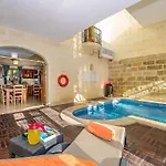 The Hamlet 3 * Għasri
