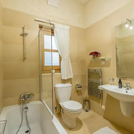 Landhaus The Hamlet 3 *