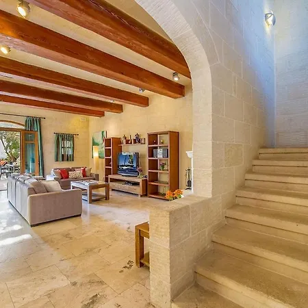 The Hamlet 3 * Għasri