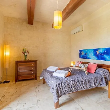 The Hamlet 3 * Għasri