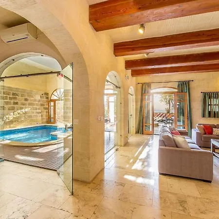 The Hamlet 3 * Għasri
