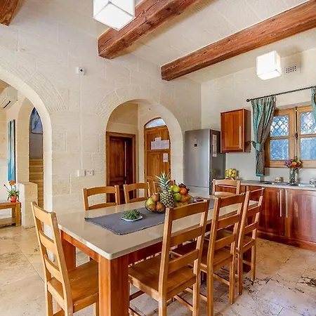 The Hamlet 3 * Għasri